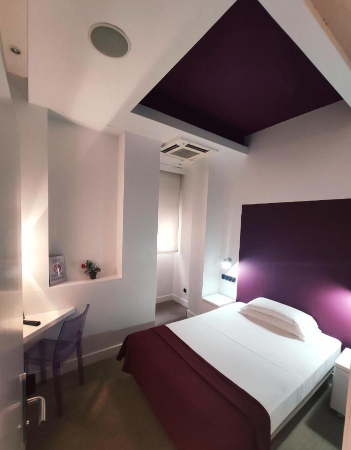 Hostal Santa Ana Colors Madrid Eksteriør bilde